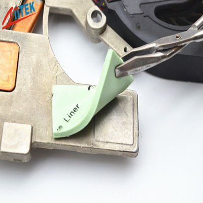 1mmT Thickness High Quality And High Conductivity 3W Green Thermal Silicone Sticky Conductive Pad For Set Top Box